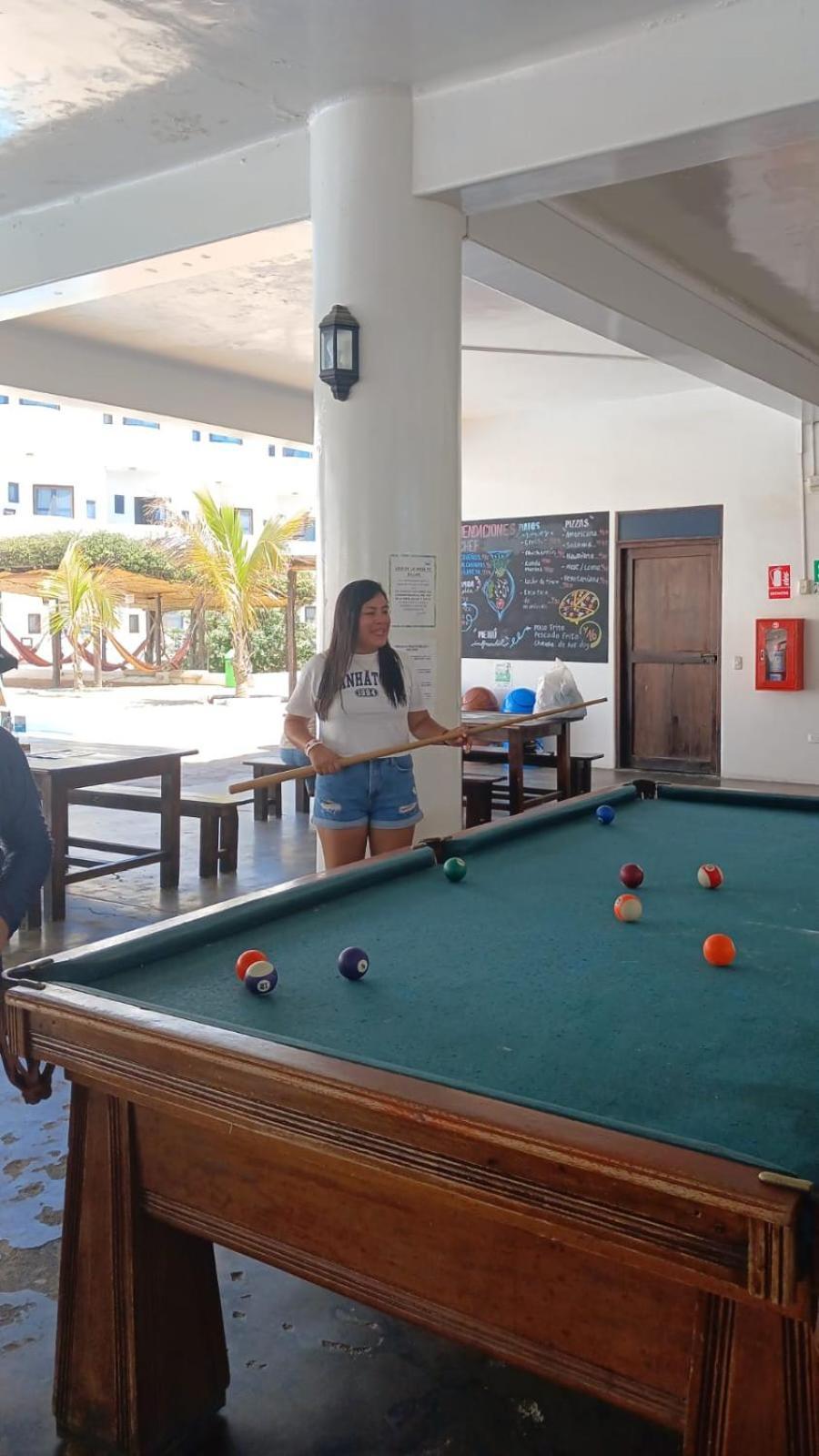 Loki Del Mar Hostel Mancora Exterior photo
